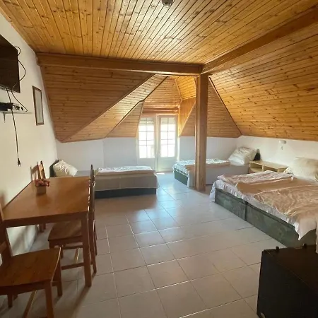 Lelle Centrum Vendeghaz Balatonlelle