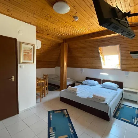 Guest house Lelle Centrum Vendeghaz Balatonlelle