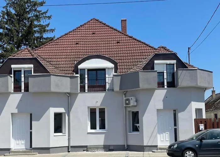 Pensión Lelle Centrum Balatonlelle