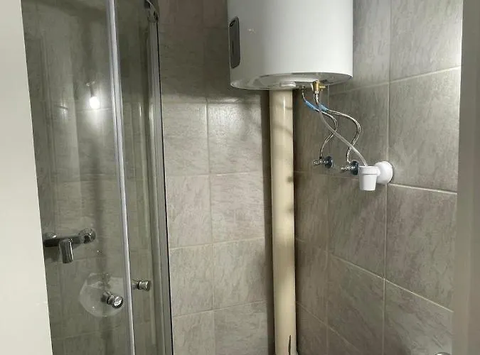 Lelle Centrum Vendeghaz 3*