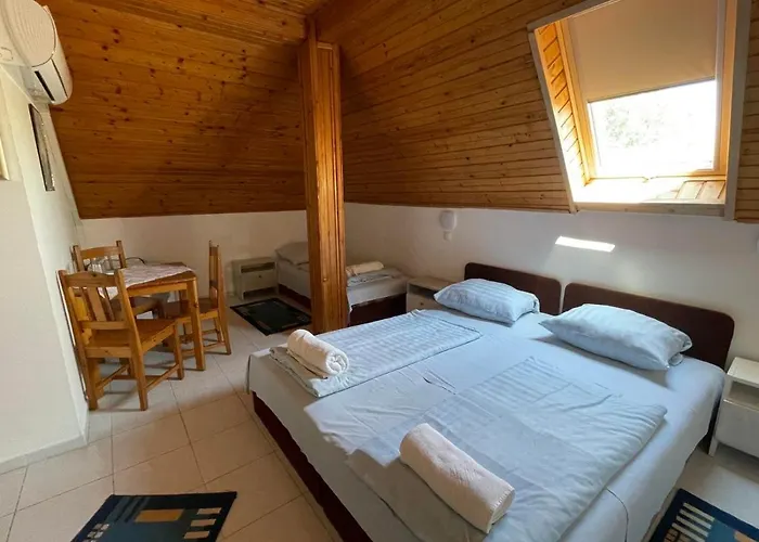 Lelle Centrum 3* Balatonlelle