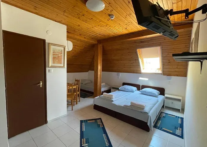 Maison d'hôtes Lelle Centrum Balatonlelle